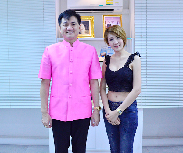 น้องหญิงเข้าปรึกษาก่อนเสริมหน้าอก